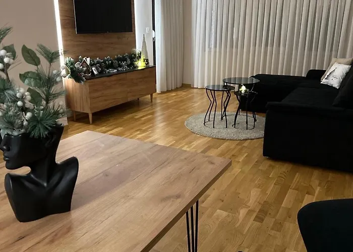 Apartment33